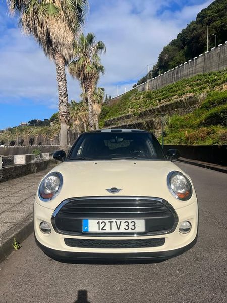 MINI Cooper D • 2017 • 118,000 km 1
