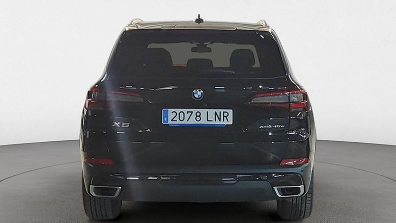 BMW X5 • 2021 • 70,186 km 9