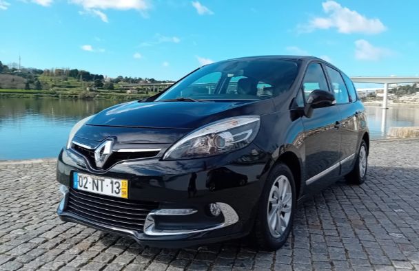 Renault Grand Scenic • 2013 • 197,580 km 4