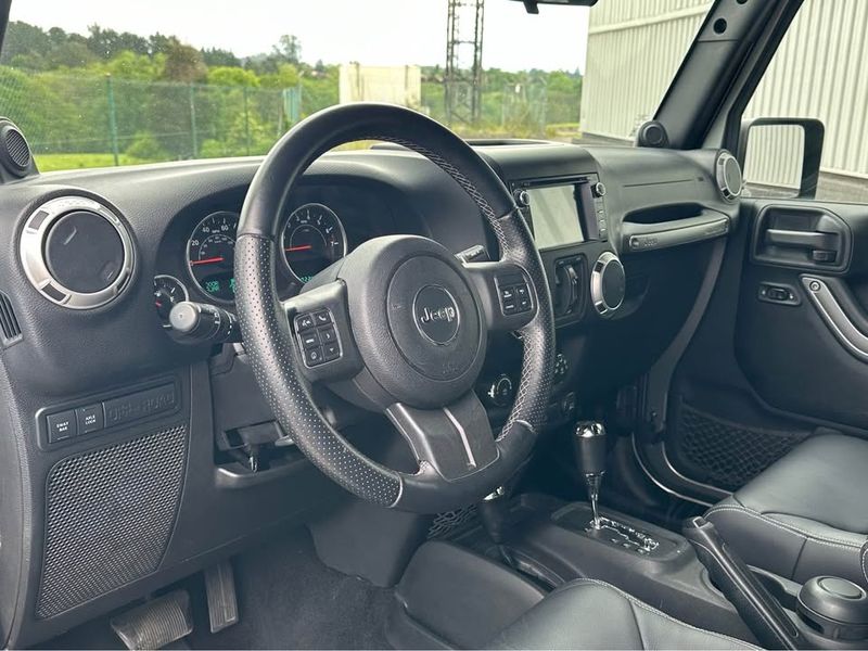 Jeep Wrangler • 2012 • 102,000 km 9
