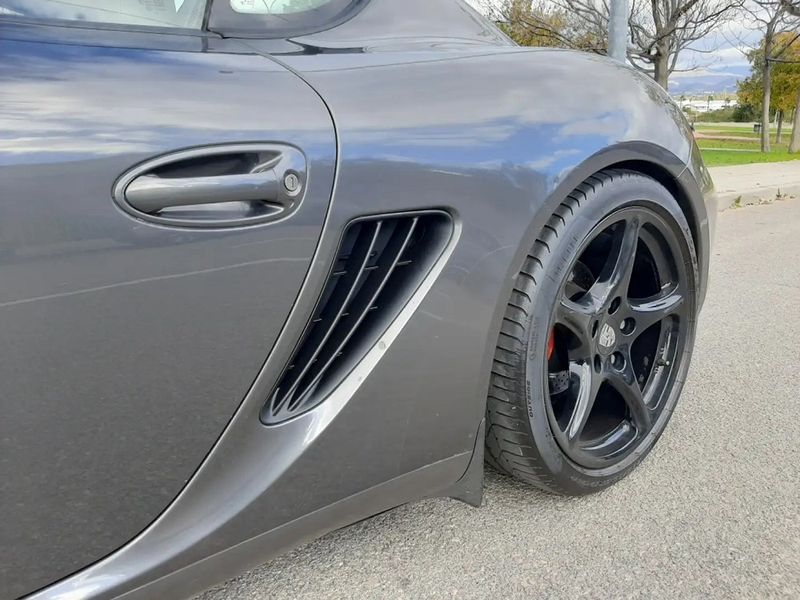 Porsche Cayman • 2007 • 160,000 km 13