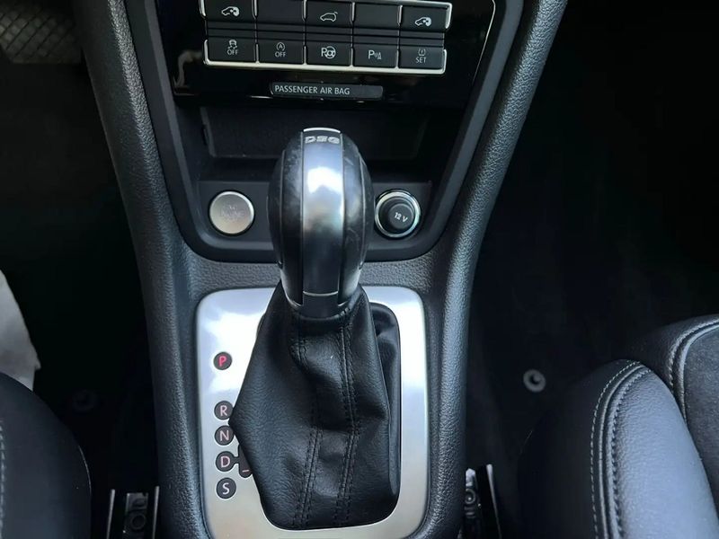 Volkswagen Sharan • 2017 • 71,000 km 12