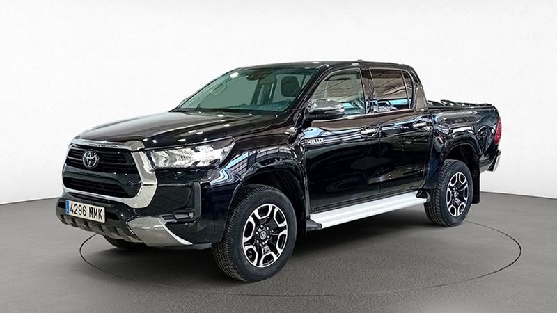 Toyota Hilux • 2023 • 12,960 km 2