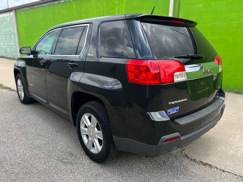 GMC Terrain • 2012 • 115,000 km 3