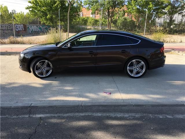 Audi A5 • 2010 • 130,000 km 12