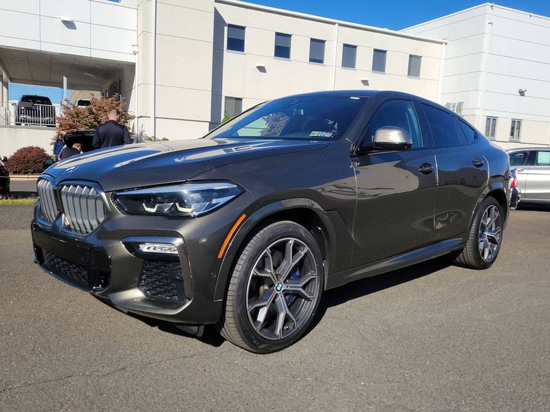 BMW X6 • 2022 • 20,153 km 1