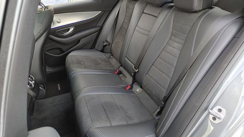 Mercedes-Benz E-Class • 2019 • 66,801 km 5
