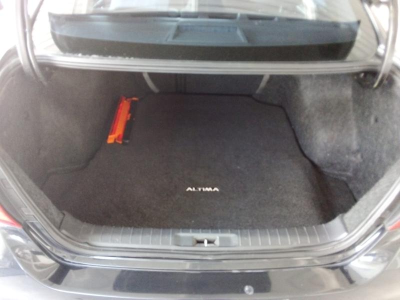 Nissan Altima • 2017 • 155,000 km 7