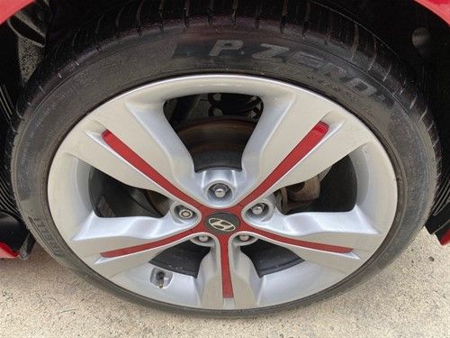 Hyundai Veloster • 2016 • 3 km 2