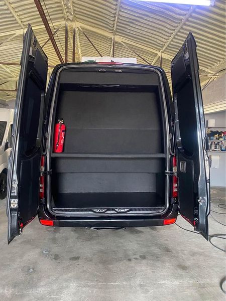 Mercedes-Benz Sprinter • 2008 • 184,000 km 7