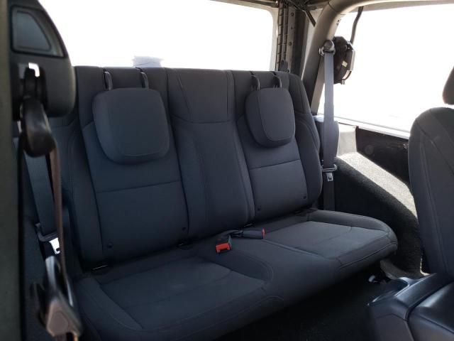 Jeep Wrangler • 2018 • 12 km 6