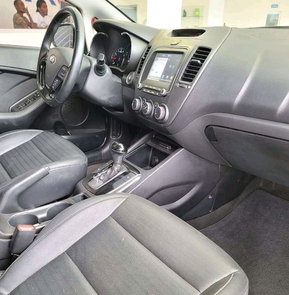 Kia Cerato • 2017 • 50,000 km 2