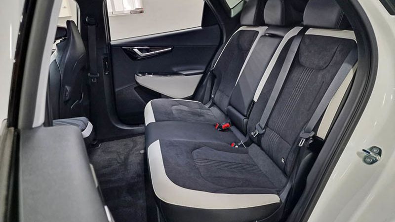 Kia Soul EV • 2023 • 3,165 km 6