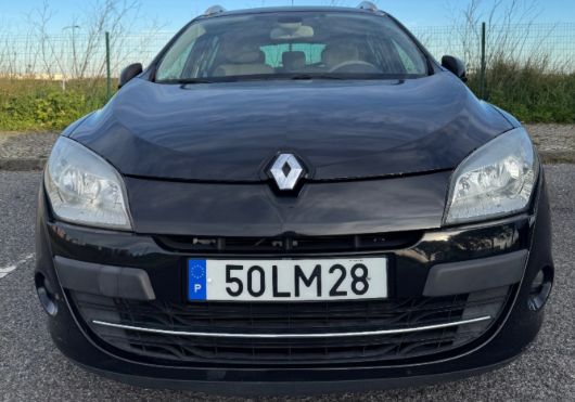 Renault Mégane • 2011 • 140,000 km 1