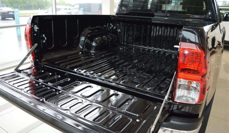 Toyota Hilux • 2019 • 42,112 km 3