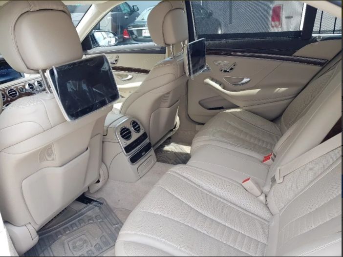 Mercedes-Benz S • 2017 • 124,000 km 12