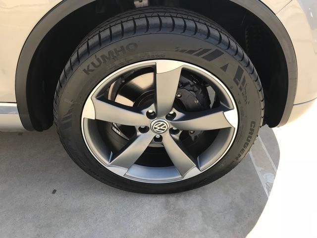 Volkswagen Touareg • 2012 • 198,000 km 12