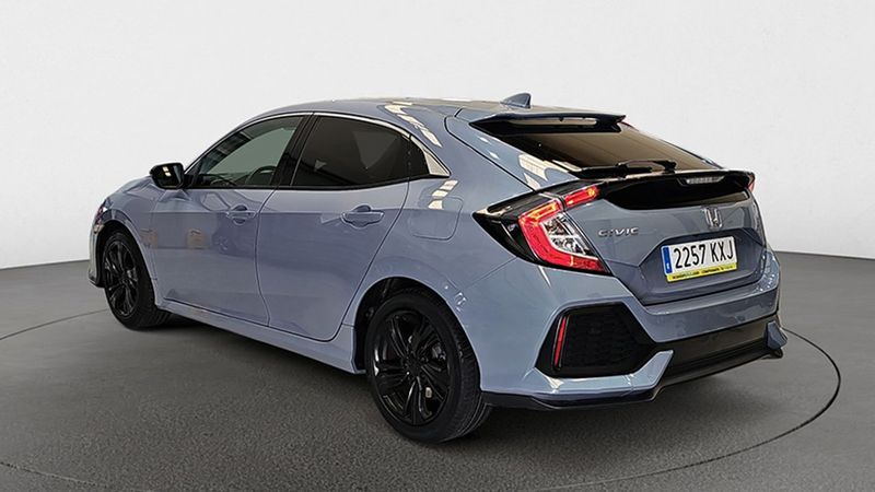 Honda Civic • 2019 • 58,075 km 3