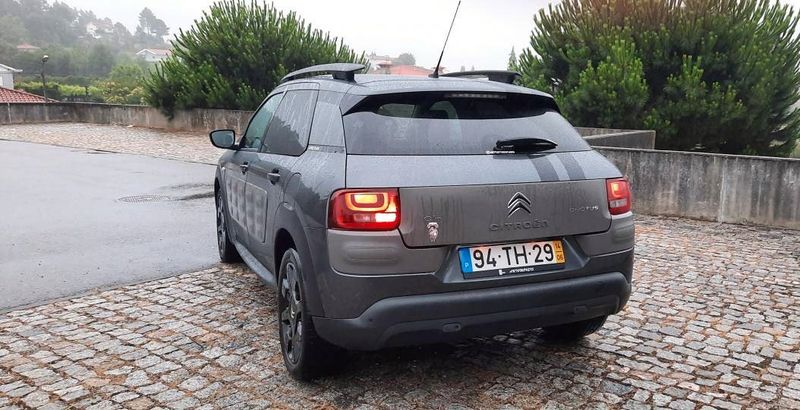 Citroën C4 • 2014 • 200,000 km 2