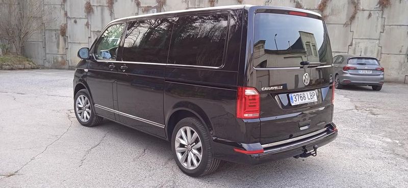 Volkswagen Caravelle • 2018 • 25,670 km 3