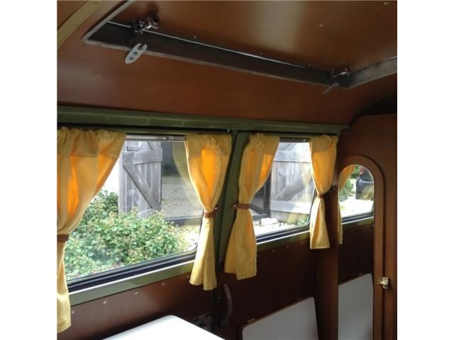 Volkswagen Multivan • 1960 • 130,000 km 10