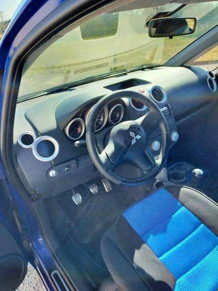 Mitsubishi Colt • 2006 • 89,000 km 3