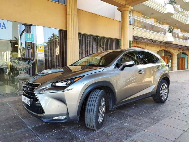 Lexus NX • 2015 • 56,000 km 1