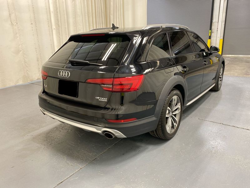 Audi A4 Allroad • 2017 • 43,921 km 3