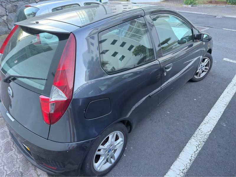 Fiat Punto • 2009 • 198,000 km 5