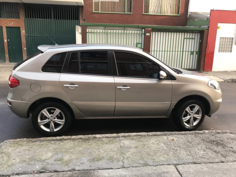 Renault Koleos • 2014 • 85,000 km 7