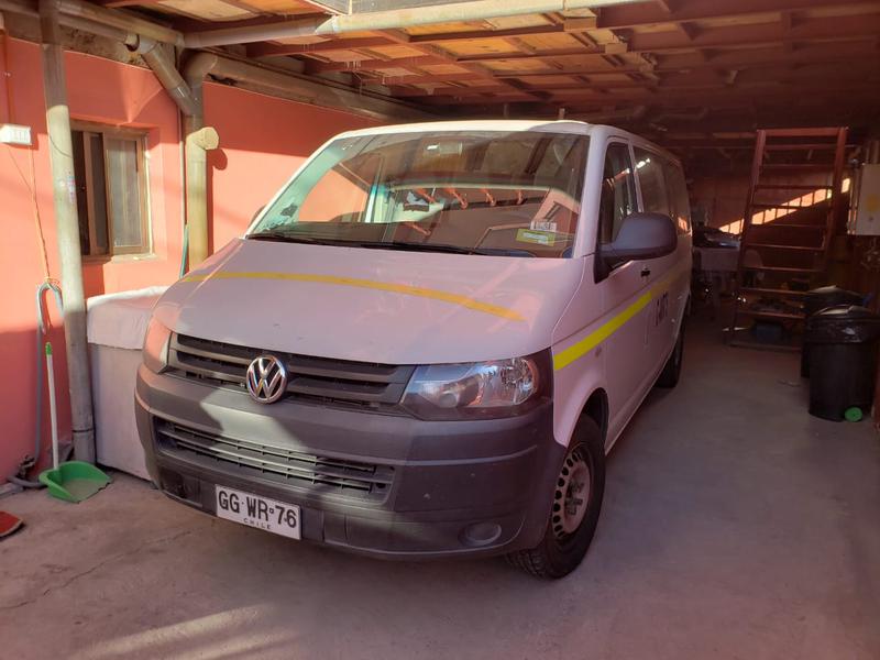 Volkswagen T5 Transporter Shuttle • 2014 • 110 km 5
