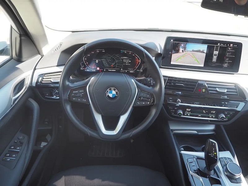 BMW 520D • 2021 • 94,000 km 9