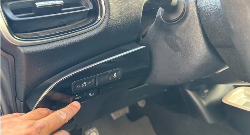 Toyota Prius • 2016 • 110,000 km 6