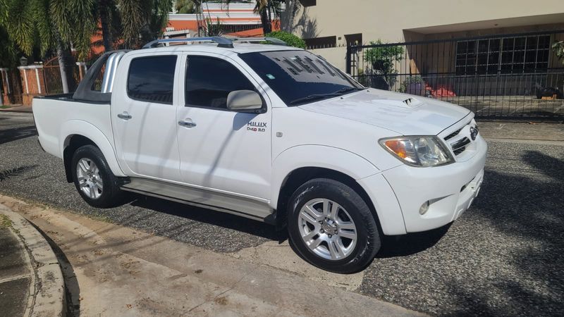 Toyota Hilux • 2008 • 0 km 13