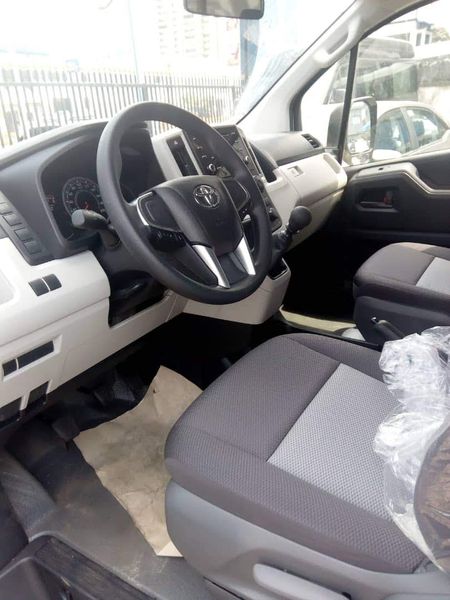 Toyota Hiace Van • 2019 • 21 km 2