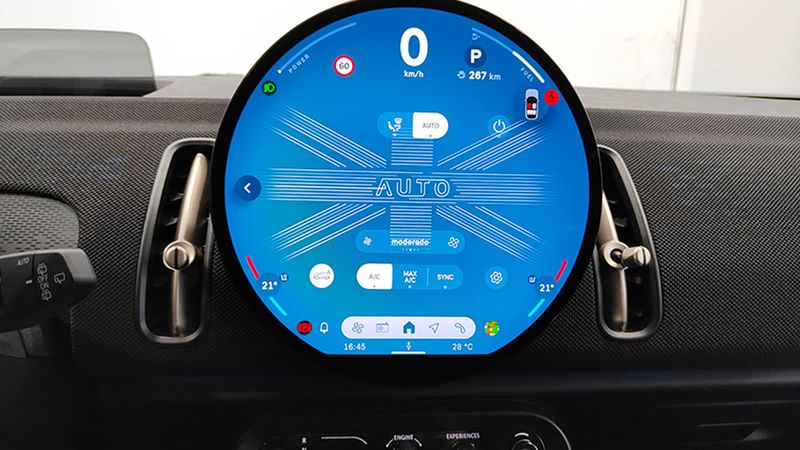 MINI Countryman • 2024 • 2,520 km 24