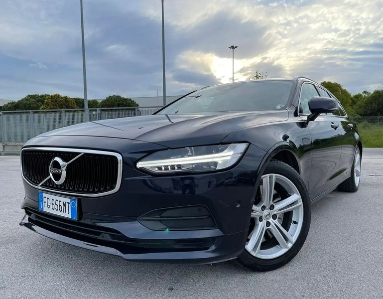Volvo V90 • 2016 • 178,000 km 2