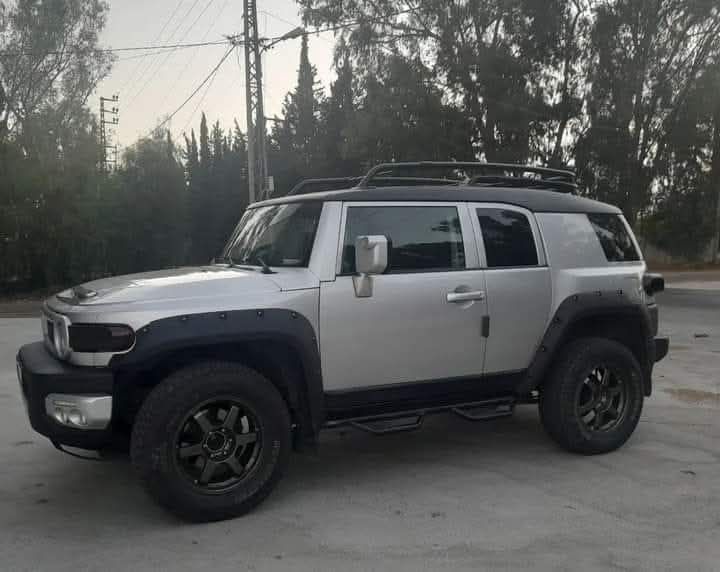 Toyota FJ Cruiser • 2008 • 230,120 km 2