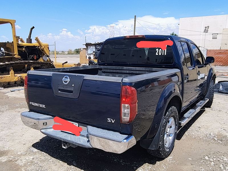 Nissan Frontier • 2011 • 75,000 mi 2