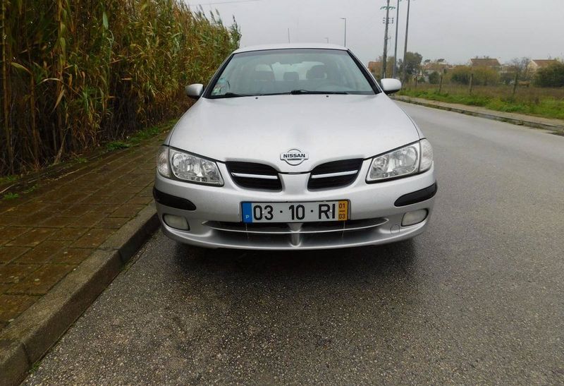 Nissan Almera • 2001 • 200,000 km 1