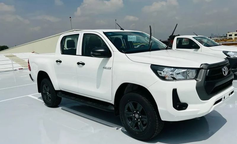Toyota Hilux • 2020 • 24,500 km 1