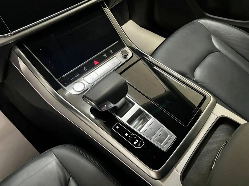 Audi Q8 • 2019 • 88,900 km 12