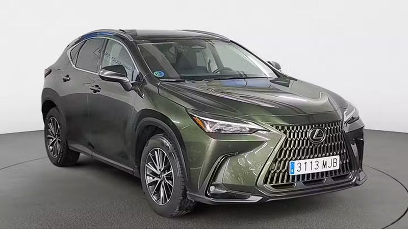 Lexus NX • 2023 • 43,240 km 1