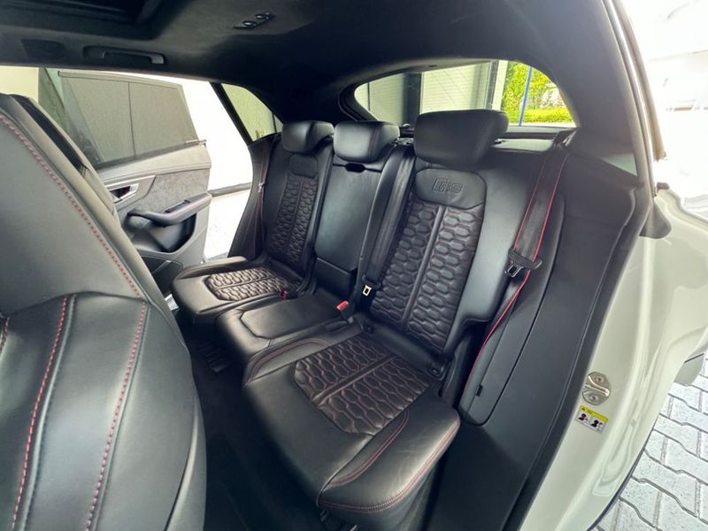 Audi Q8 • 2020 • 59,000 km 5