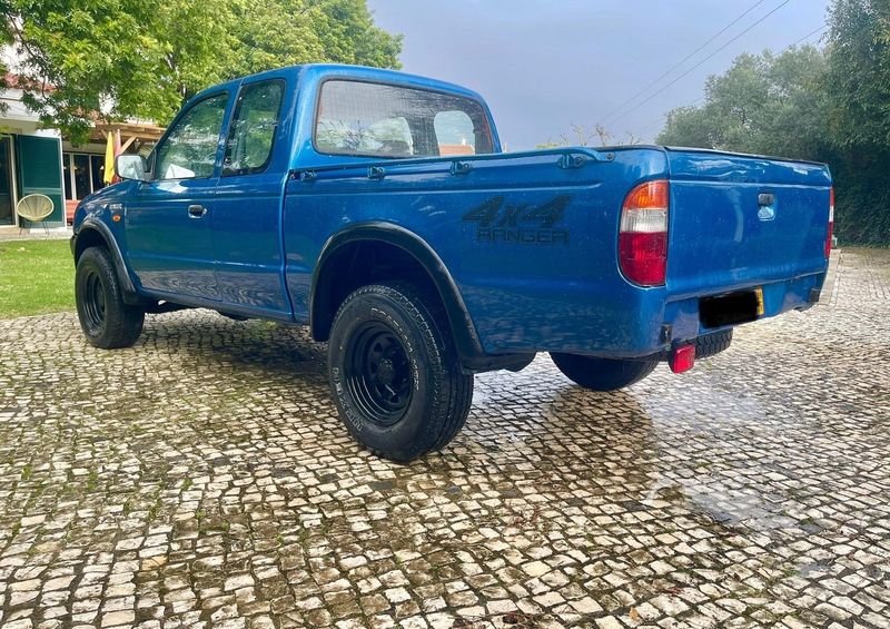 Ford Ranger • 1999 • 250,000 km 5