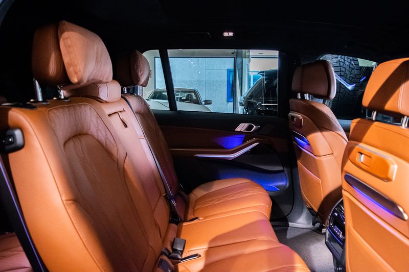BMW X7 • 2024 • 2,100 km 5