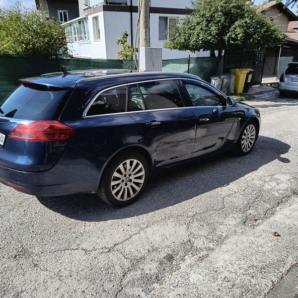 Opel Insignia • 2011 • 162,000 km 3