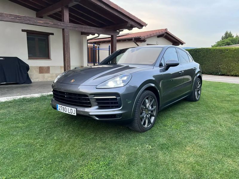 Porsche Cayenne • 2019 • 97,000 km 1