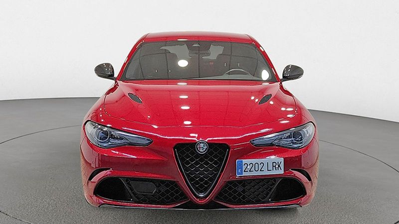 Alfa Romeo Giulia • 2021 • 39,000 km 18