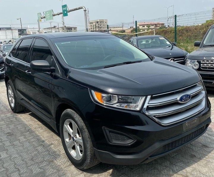 Ford Edge • 2016 • 34 km 1